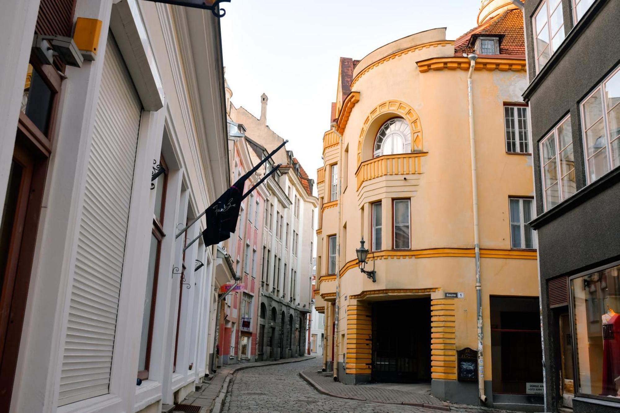 Beslev Hotel Tallinn Exterior foto